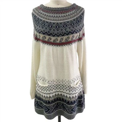 Zam Poj Niam Sweater